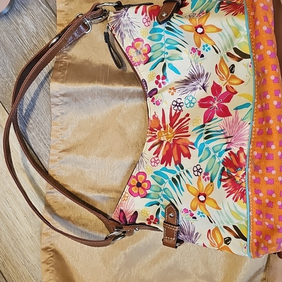 Plum By Latique Cross-Body Bag or Handbag - Picture 9 of 16